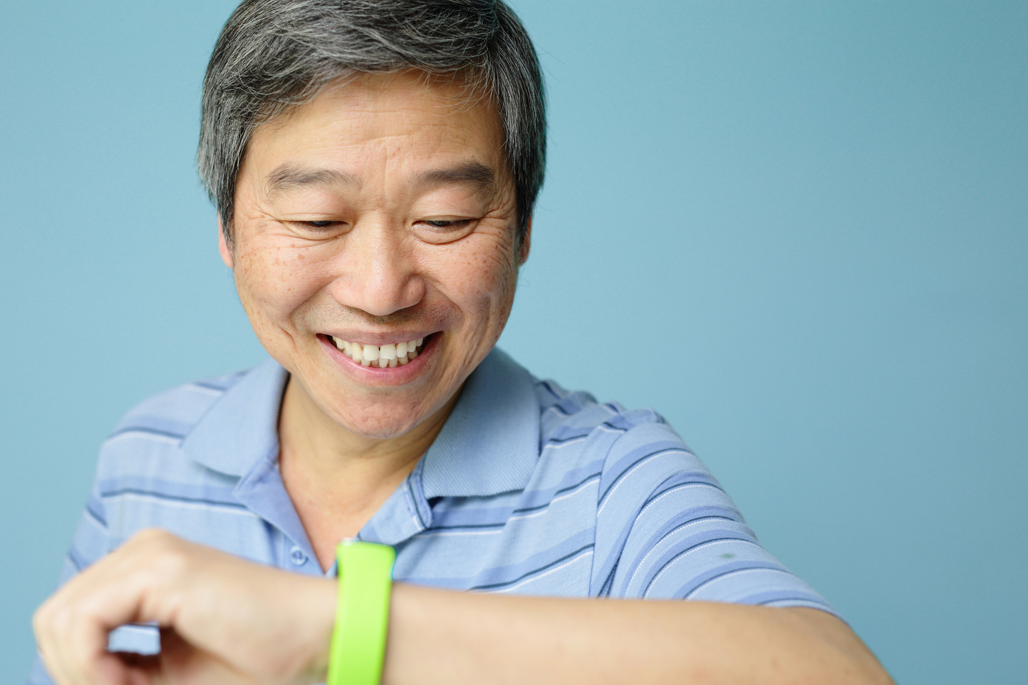 Wearable smart watch for health
